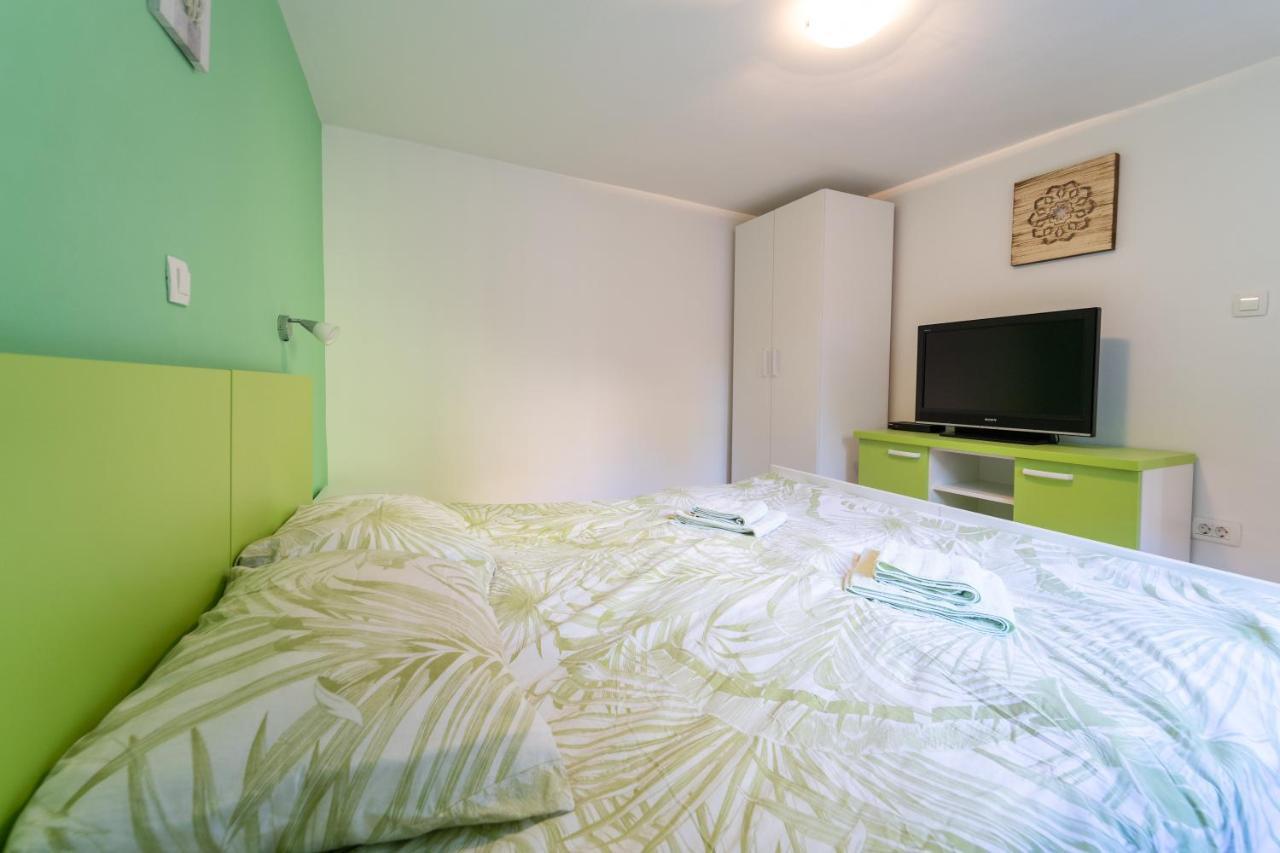 Apartment Fly Σπλιτ Εξωτερικό φωτογραφία