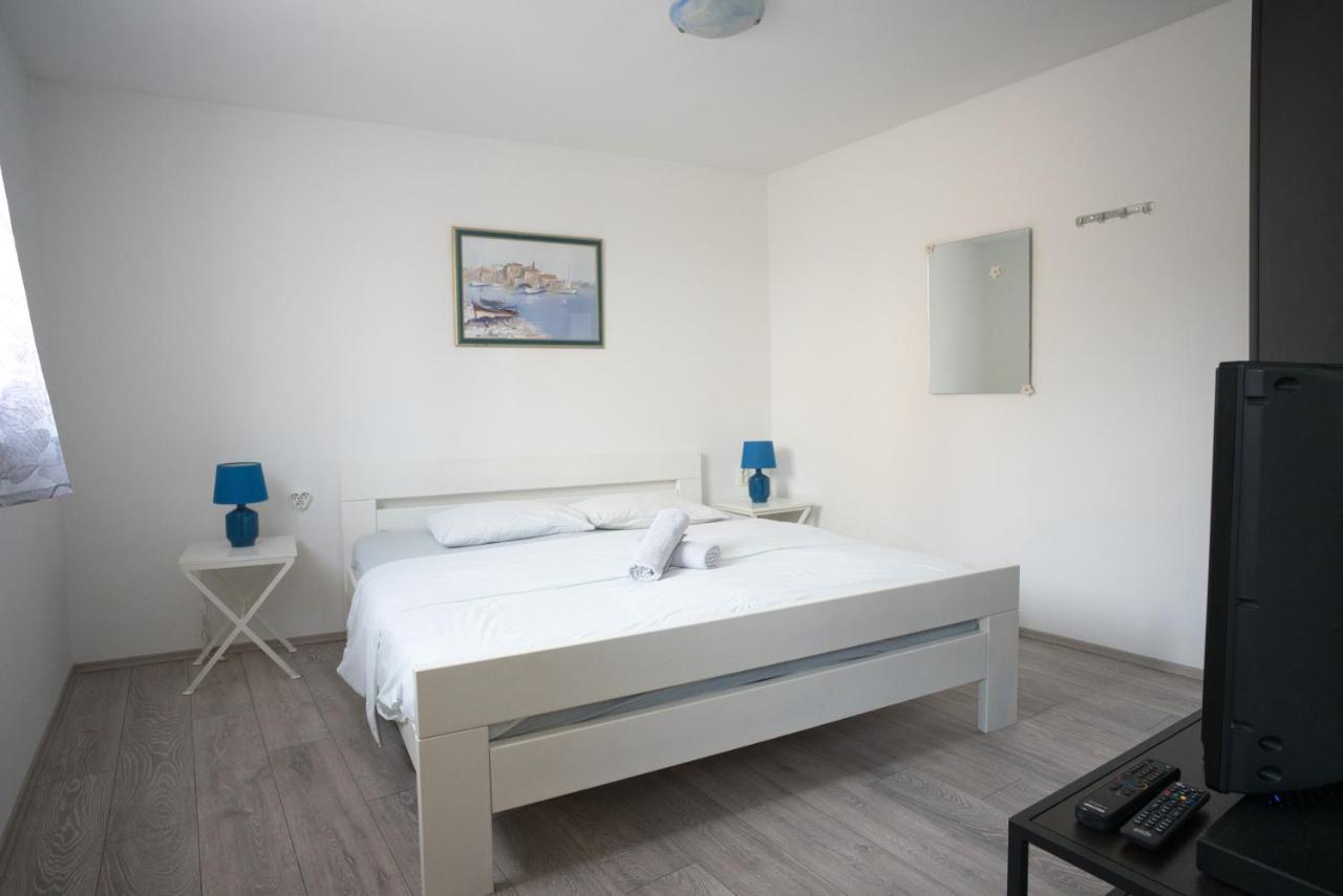 Apartment Fly Σπλιτ Εξωτερικό φωτογραφία